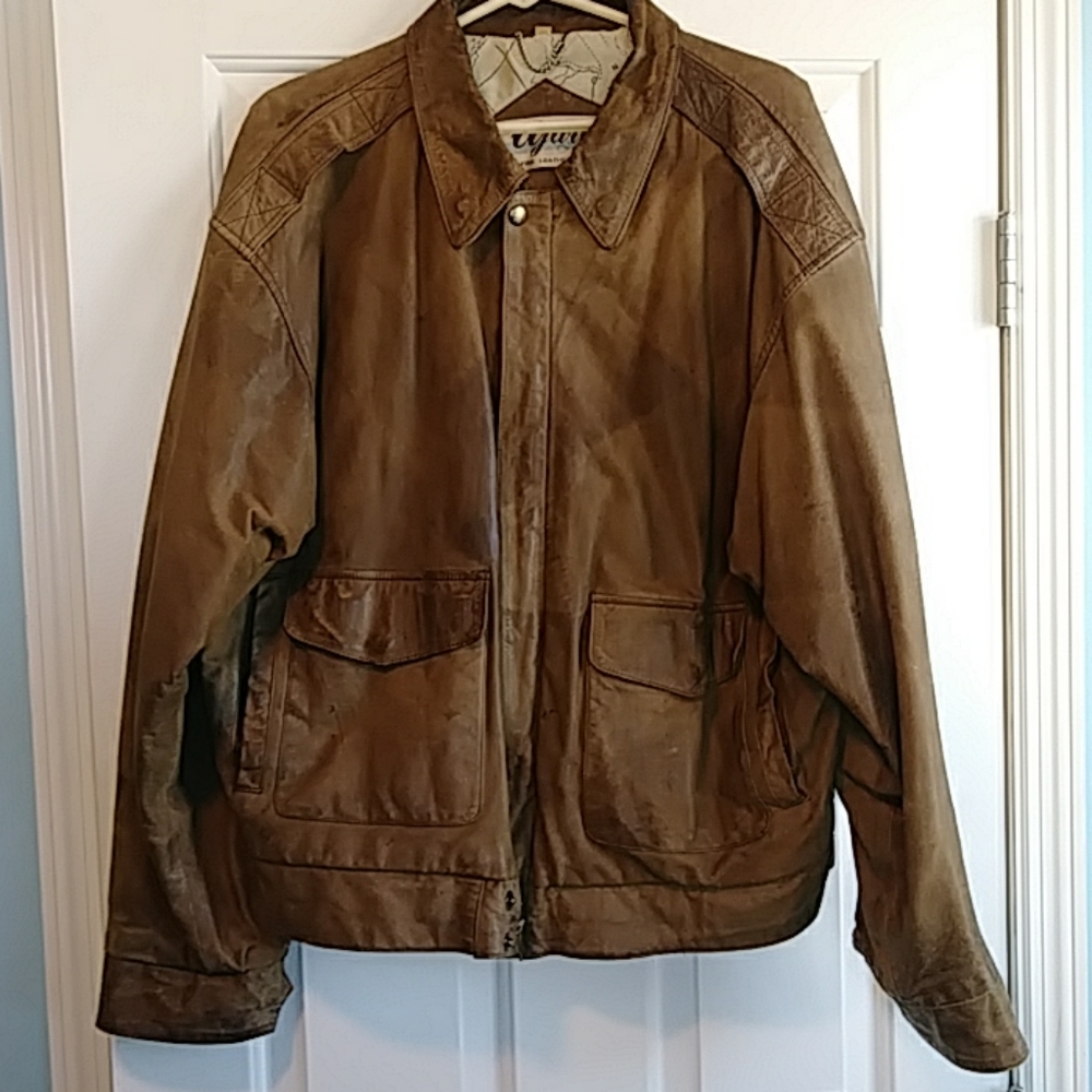 VINTAGE Leather bomber jacket